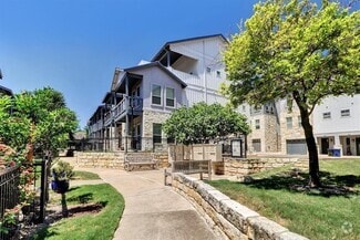 Building Photo - 2520 Bluebonnet Ln