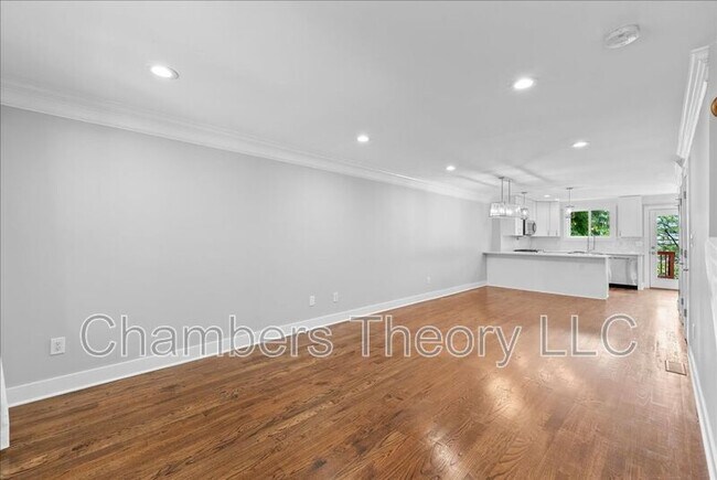 Foto del edificio - 1273 Oates St NE