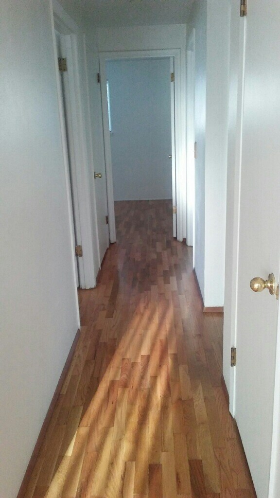 Foto del edificio - 3 Bed 1 Bath Home with garage