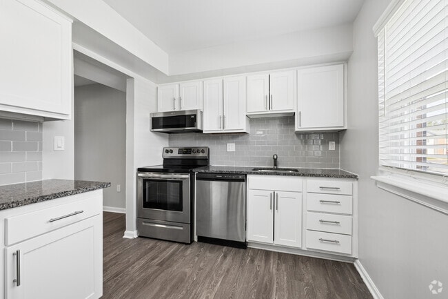 Interior Photo - Townes at Heritage Hill