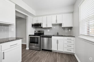 Interior Photo - Townes at Heritage Hill