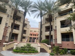 Building Photo - 260 E Flamingo Rd