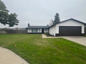 Building Photo - 1338 Alfa Romeo Ct