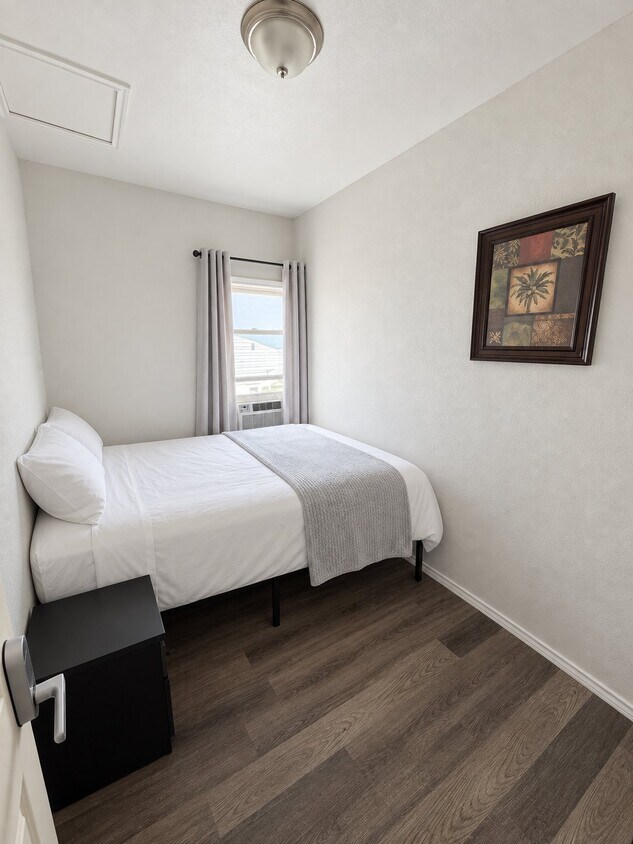 Foto del edificio - 2315 Gilford St