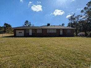 Building Photo - 307-319 W Wesley Ave Building Photo - 307-319 W Wesley Ave
