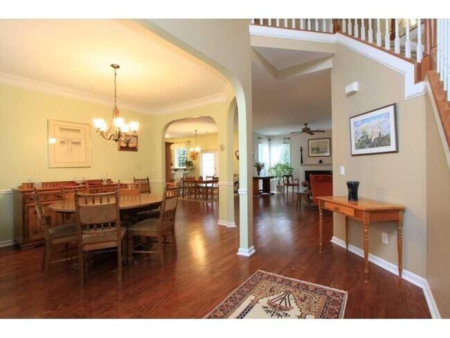 Building Photo - 10075 Lauren Hall Ct