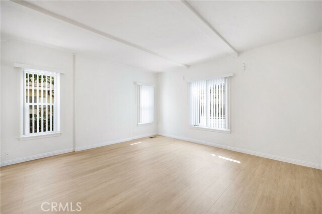 Building Photo - 713 E Chevy Chase Dr
