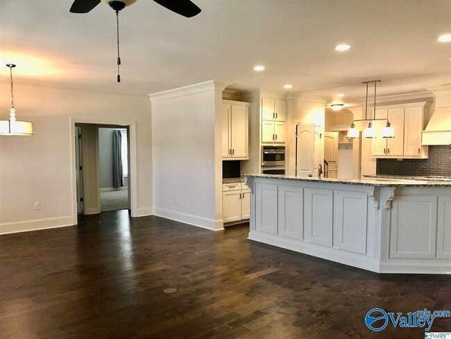 Building Photo - 7505 Grayhawk Ct