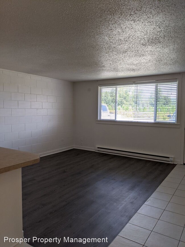 Building Photo - 40410 Meridian E