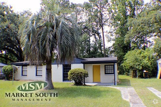 Building Photo - 2361 Ranchland Dr