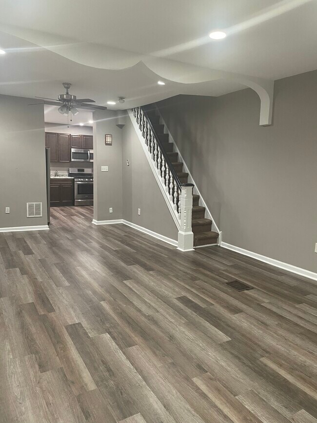 Photo - 52 N 59th St House