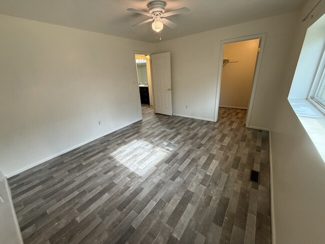 Foto del edificio - 445 E 800 N St