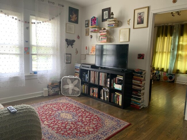 Photo - 207 N Prospect Rd Apartment
