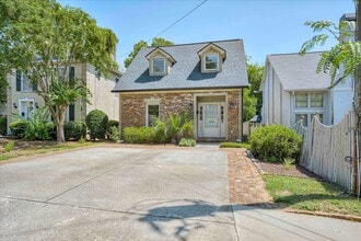 Building Photo - 1054 Hickman Rd