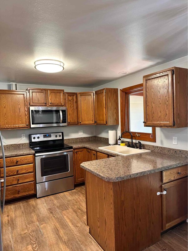 Foto del edificio - 712 25th Ave NE