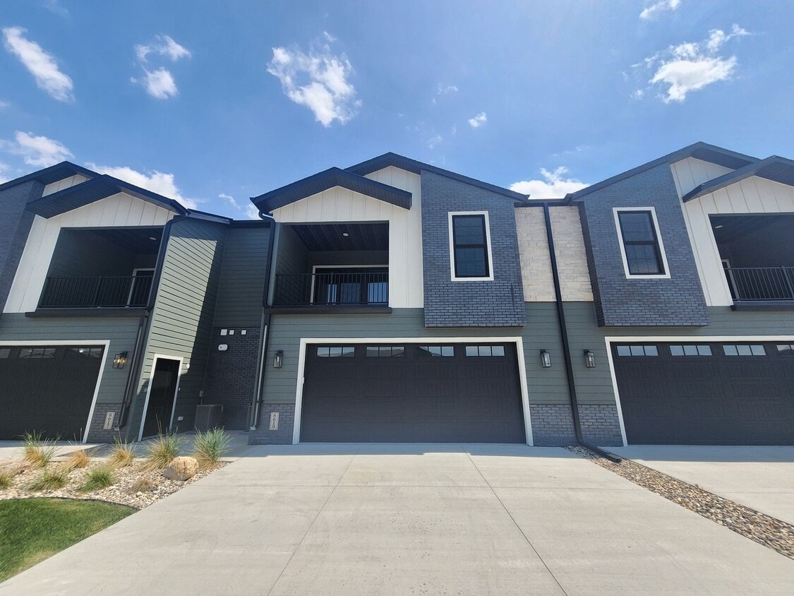 Primary Photo - Brand New Townhomes!