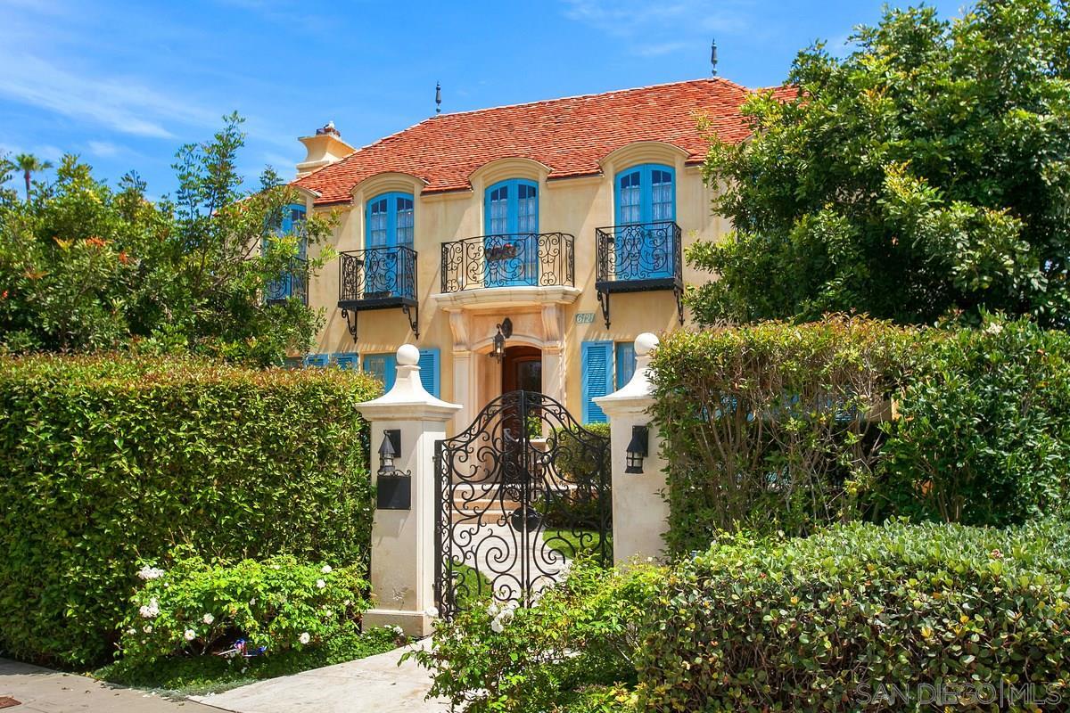 Foto principal - 6121 Avenida Cresta