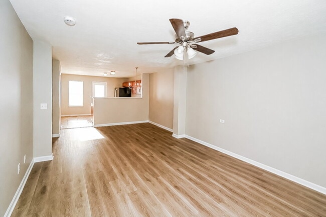 Building Photo - 8021 Logan Dr