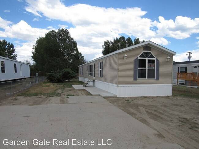Building Photo - 3 br, 2 bath House - 589 N 1st