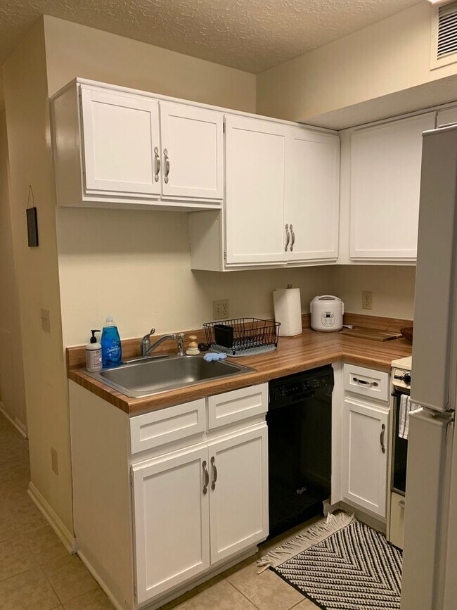 Foto del edificio - Studio/Efficiency Condo