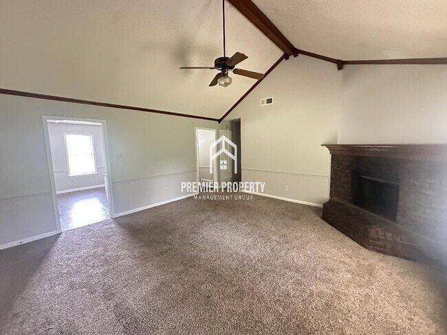 Foto del edificio - 5953 Valleydale Dr