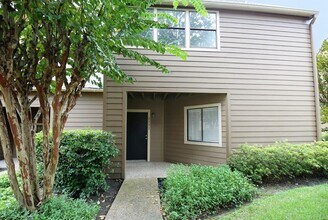 Building Photo - 2333 Briarwest Blvd