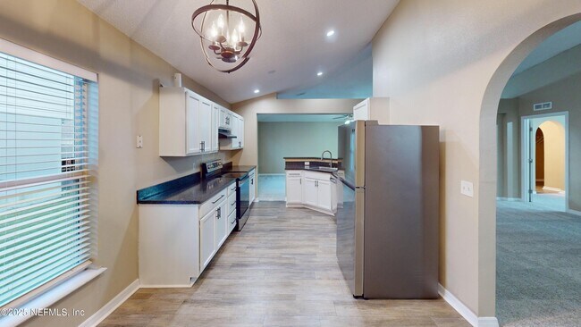 Foto del edificio - 7332 Gum Tree Rd