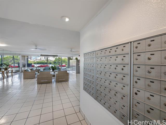 Foto del edificio - 2211 Ala Wai Blvd