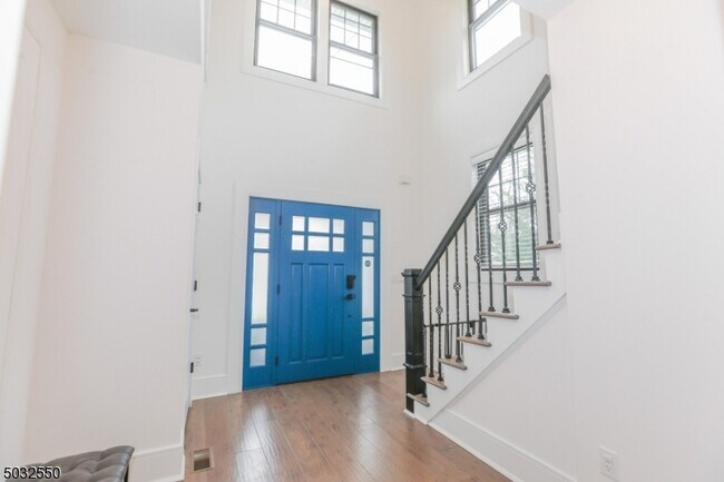 Foto del edificio - 651 Grove St