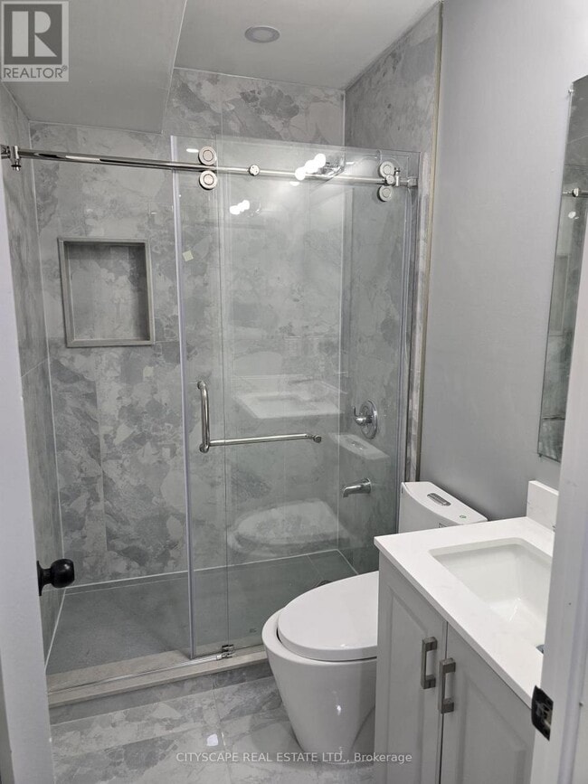 Building Photo - 306 Bessborough Dr