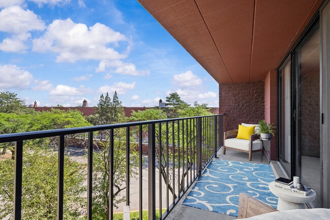 Building Photo - Solaire Senior Living