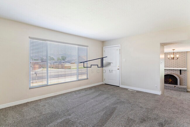 Foto del edificio - 167 E 4700 S