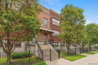 Building Photo - 7621 Woodward Ave