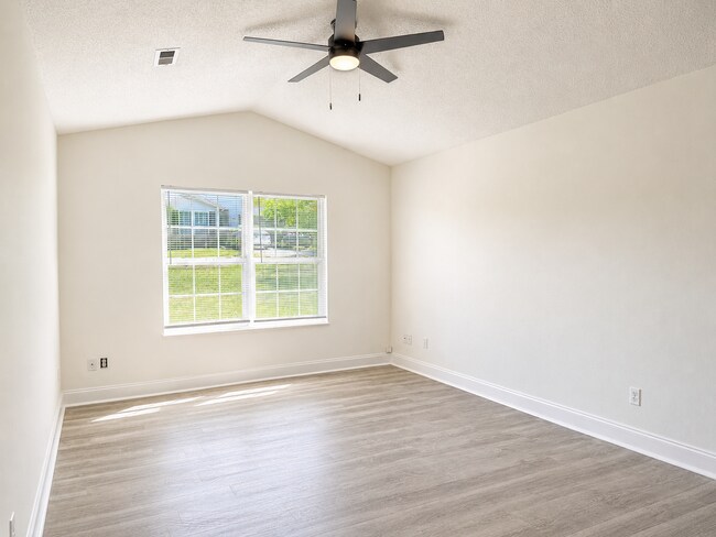 Building Photo - 1604 Sails Way