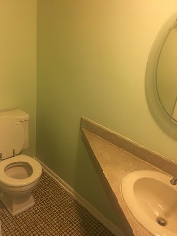 Building Photo - 1070 Merrimar Cir N