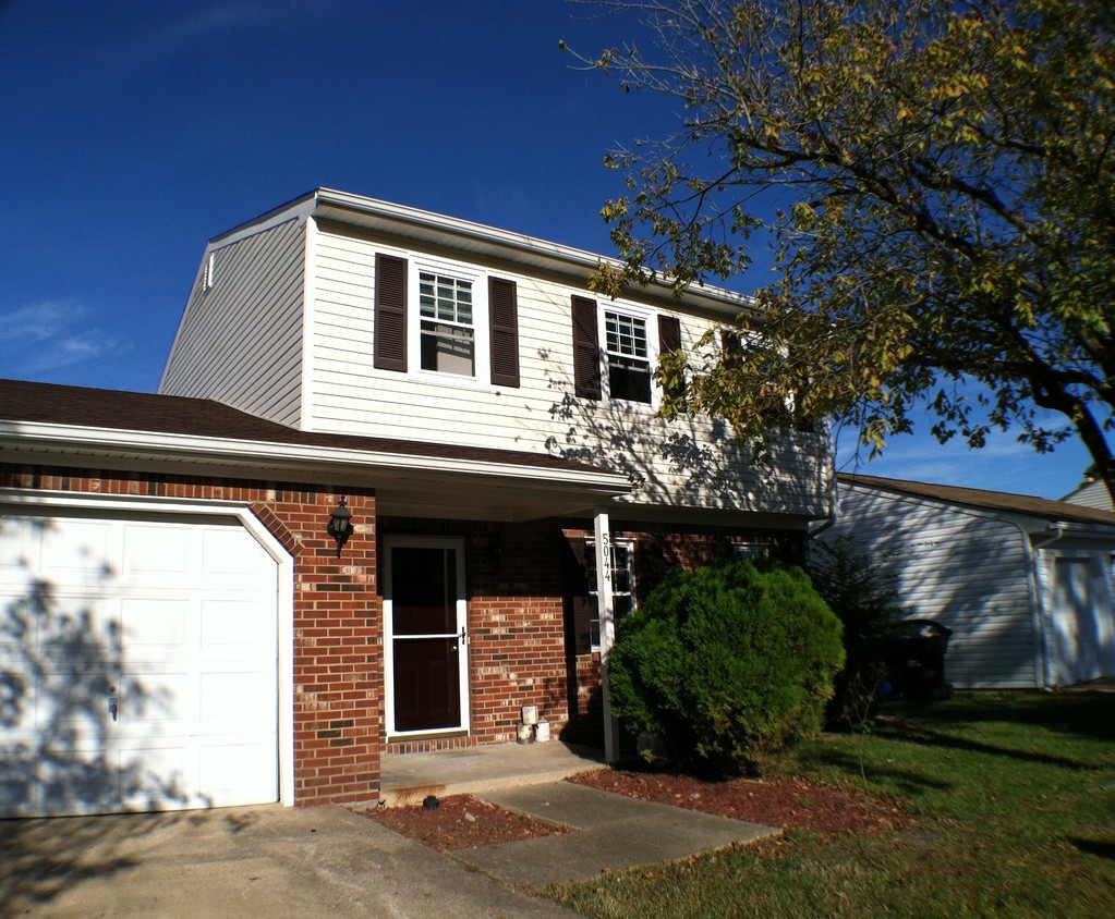 Primary Photo - 5044 Montrose Dr