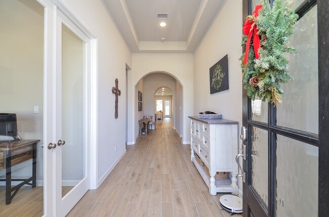 Building Photo - 30247 Gold Finch Pl