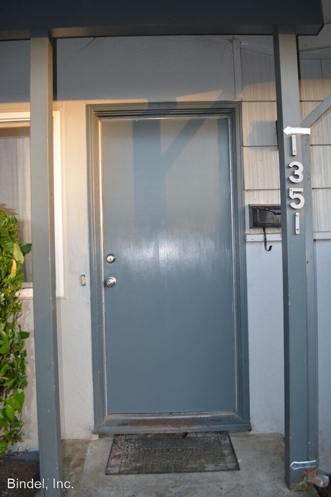 Foto del edificio - 3 br, 2 bath House - 1351 Stromberg Ave