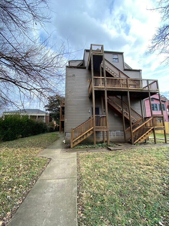 Building Photo - 1406 S 1st St