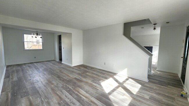 Building Photo - 259 Windsor Castle Dr