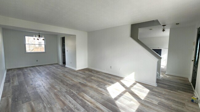 Foto del edificio - 259 Windsor Castle Dr