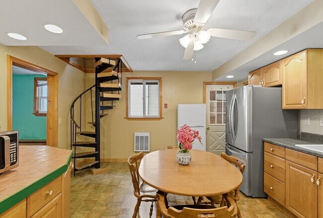 Foto del edificio - 60 Haines St