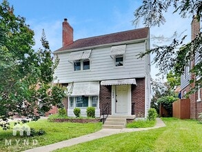 Building Photo - 1082 Lilley Ave
