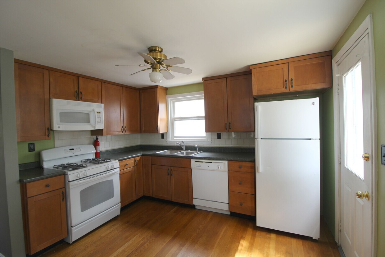 86 Chesterfield St, Boston, MA 02136 House Rental in Boston, MA