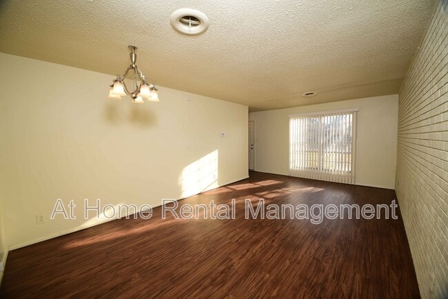 Foto del edificio - 4708 S Fulton Pl