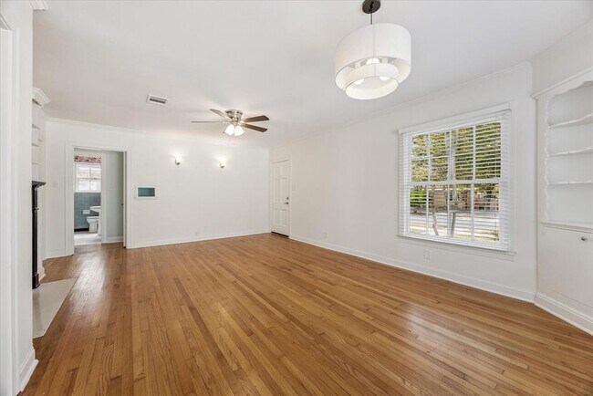 Building Photo - 2203 Euclid Ave