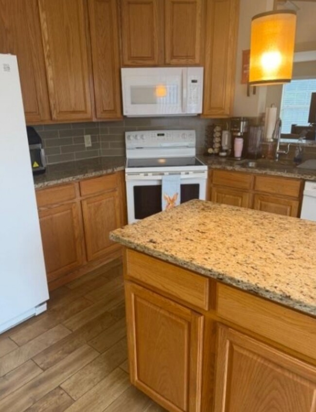 Foto del edificio - 2 Oak Knoll Ln