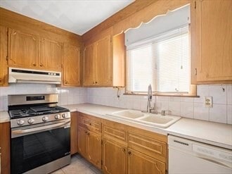 Building Photo - 8 Bradford St