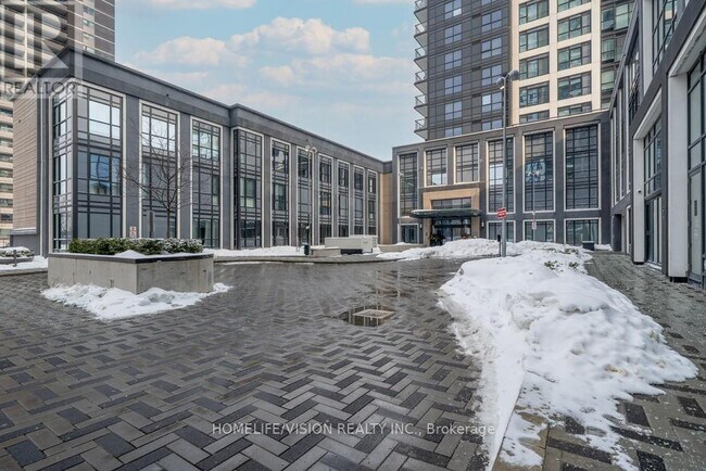 Photo du bâtiment - 5 Mabelle Ave