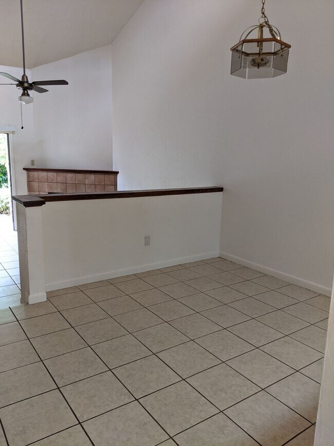 Foto del edificio - 2/2 in Pebble Creek